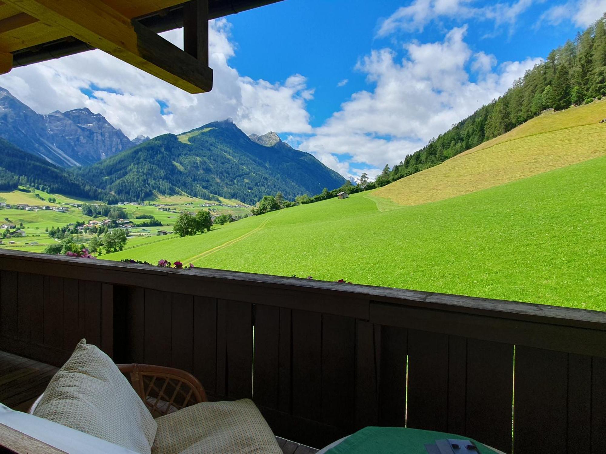 Omesbergerhof Villa Neustift im Stubaital Luaran gambar