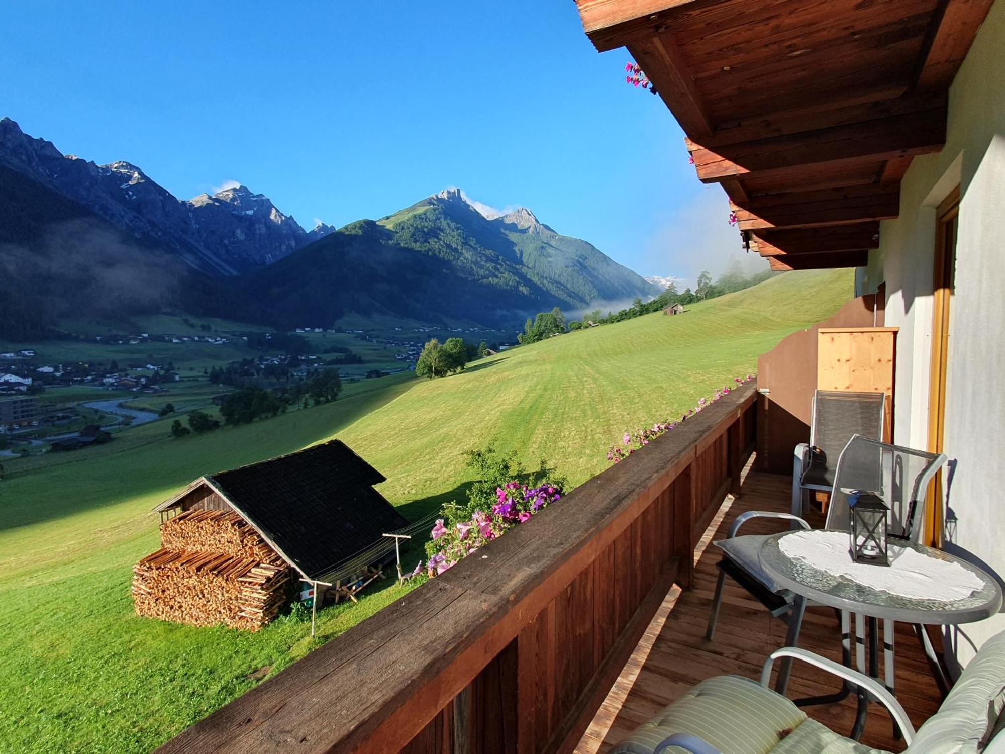 Omesbergerhof Villa Neustift im Stubaital Luaran gambar